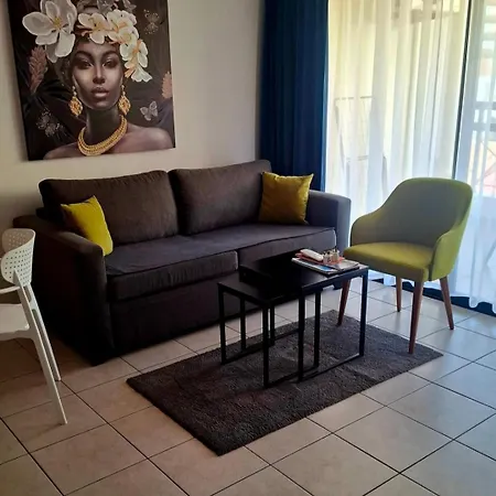 By The Way 1 Appartement *