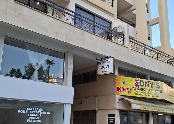 Apartment By The Way 1 Larnaca